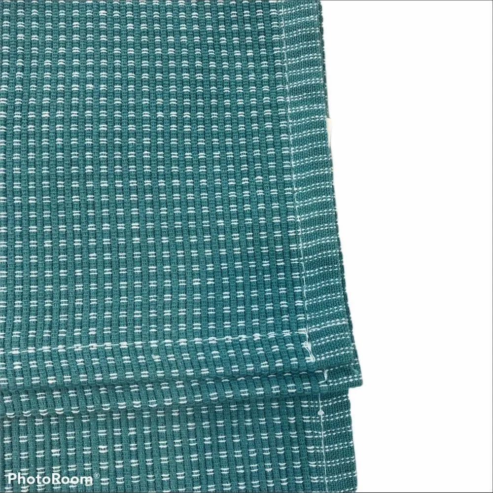 2 Packs of‎ Brand New Placemats- two per pack Blue